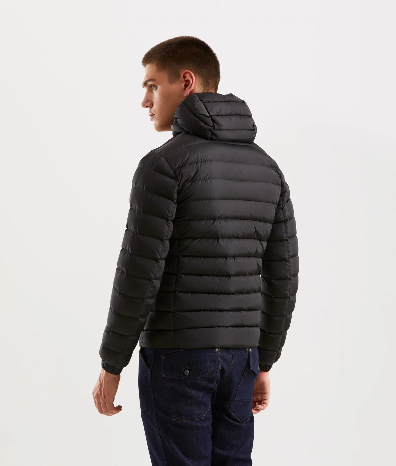 Refrigiwear Sleek Hooded Down Jacket with Pockets