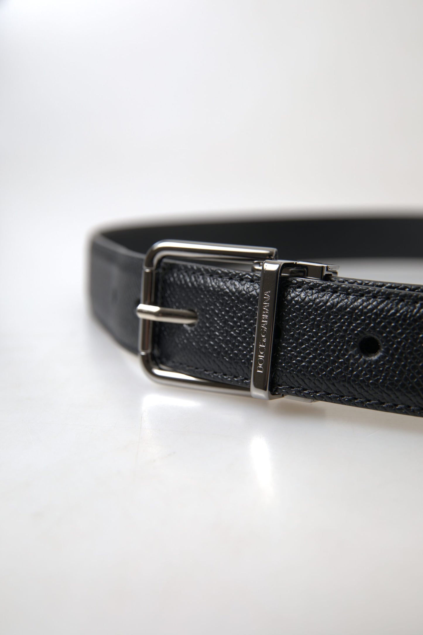 Elegant Black Leather Designer Belt