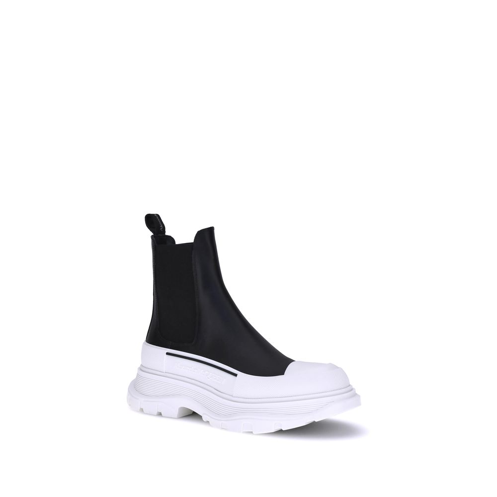 7861871.jpg