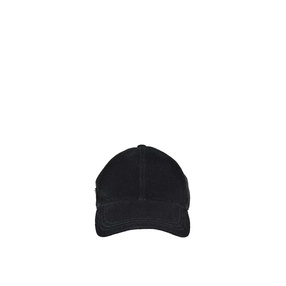 8287215.jpg