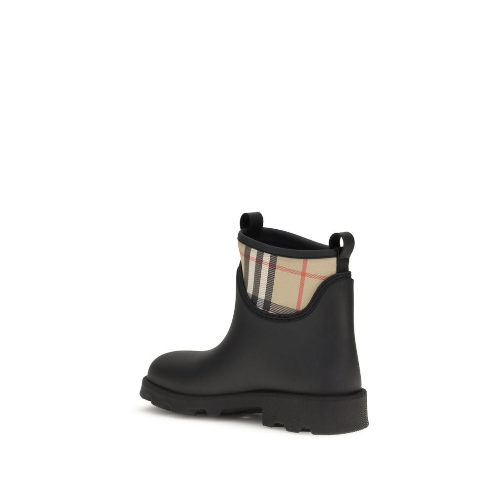 レインブーツ Burberry FW25 'Marsh Stamp' ankle boots (8111712 BLACK) Burberry Marsh Stamp low boots for Women - Black in UAE